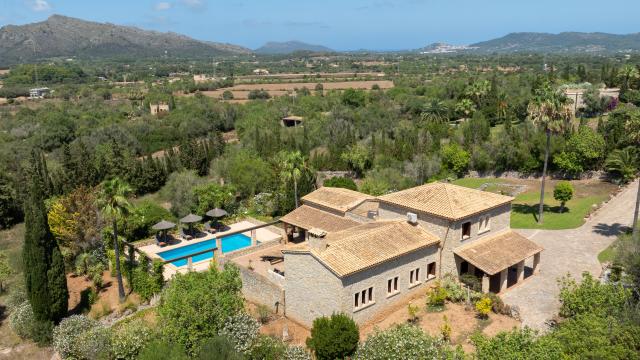 Finca Es Garrovers