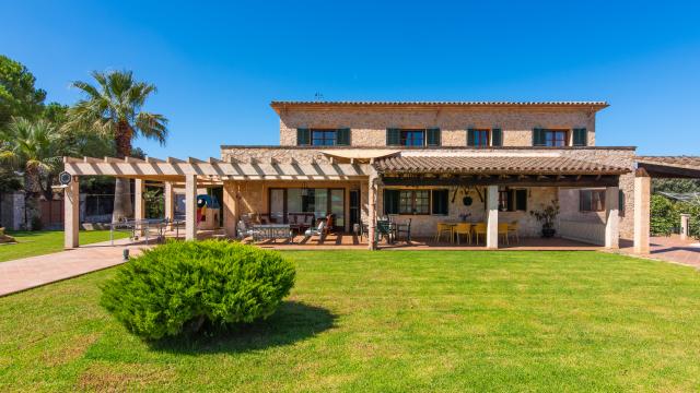 Finca Els Mitjans
