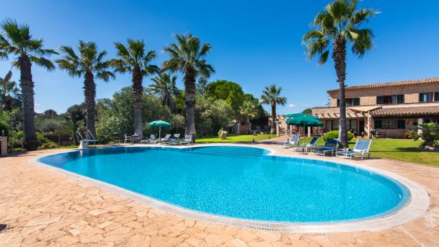 Finca Els Mitjans