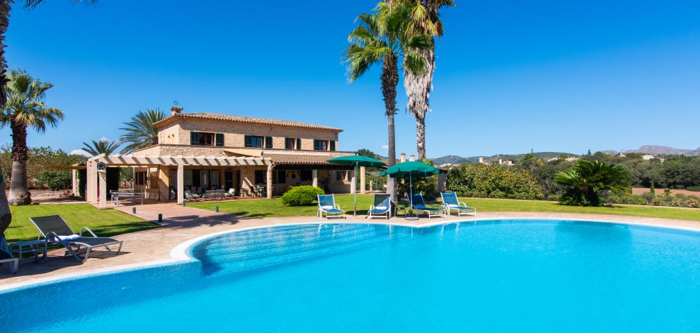 Finca Els Mitjans