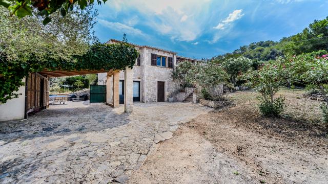 Finca Casa Oliveres
