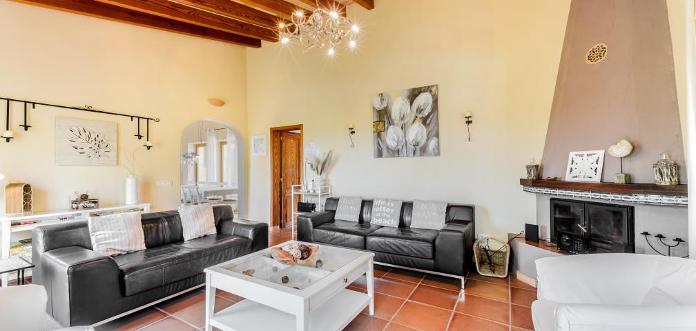 Casa Oliveres