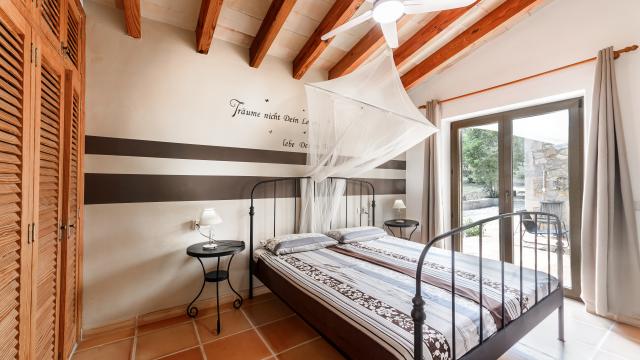 Finca Casa Oliveres
