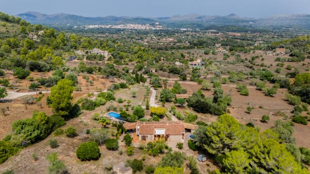 Finca Casa Oliveres