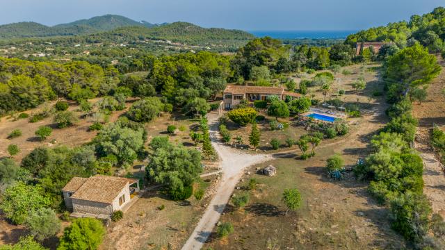 Finca Casa Oliveres