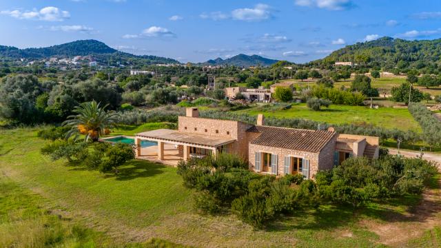 Finca Clovetes