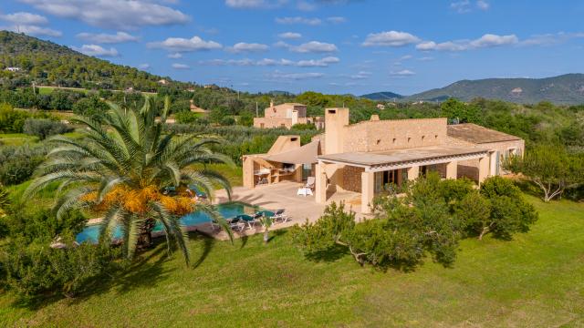 Finca Clovetes