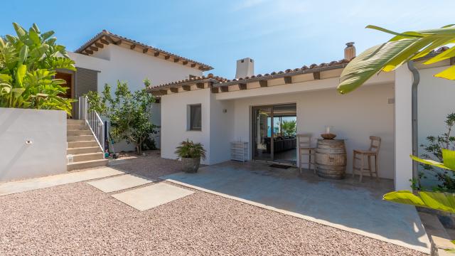 Villa Lifetime