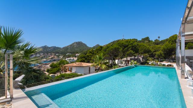 Villa Lifetime