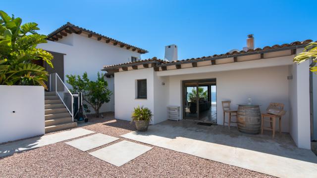 Villa Lifetime