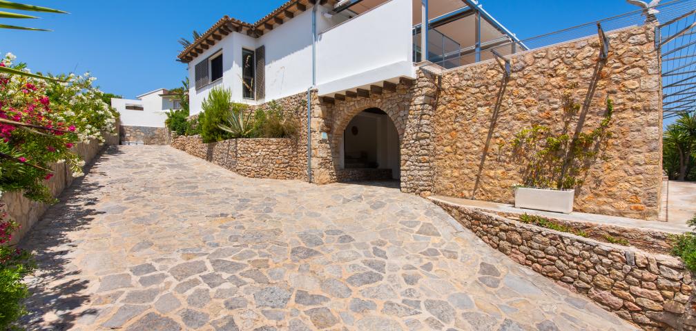 Villa Lifetime