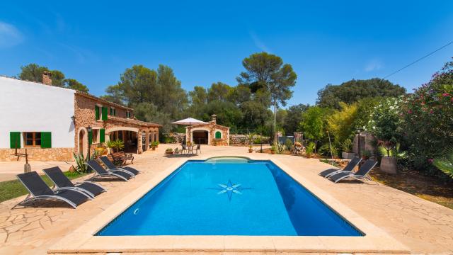 Finca Es Campàs