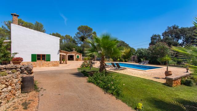 Finca Es Campàs