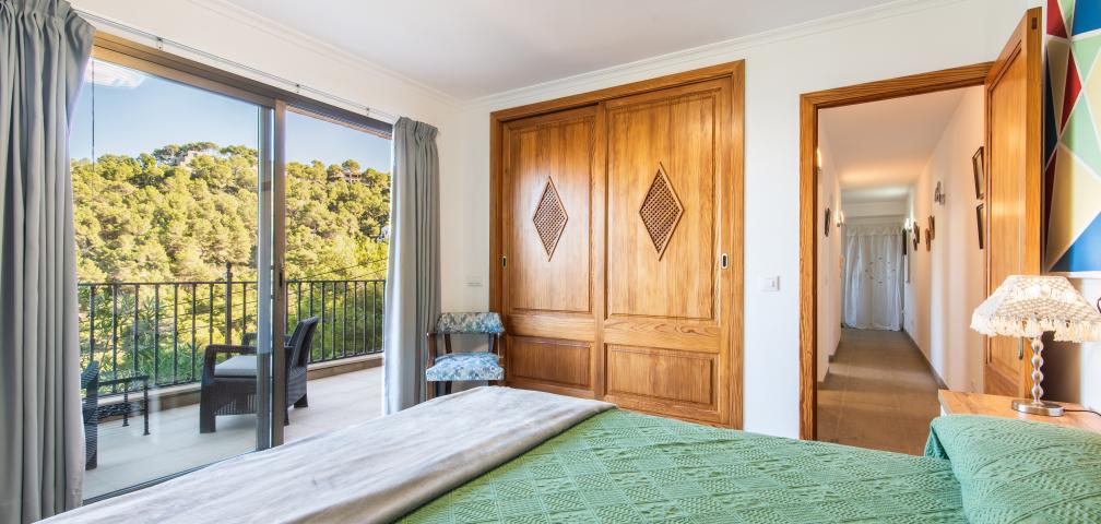 Cap Vermell