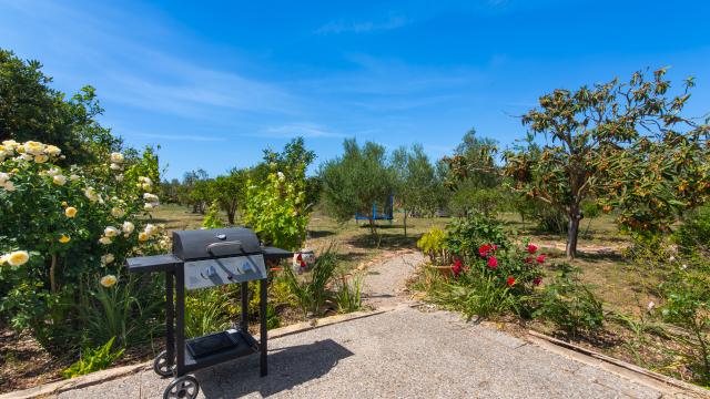 Finca Naranja y Flores