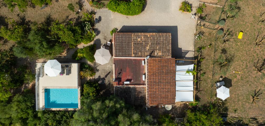 Finca Naranja y Flores