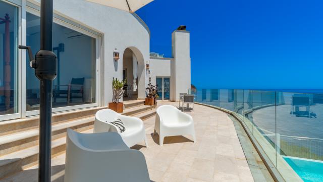 Villa Blanca