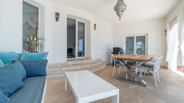 Villa Blanca