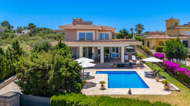Villa Redrema