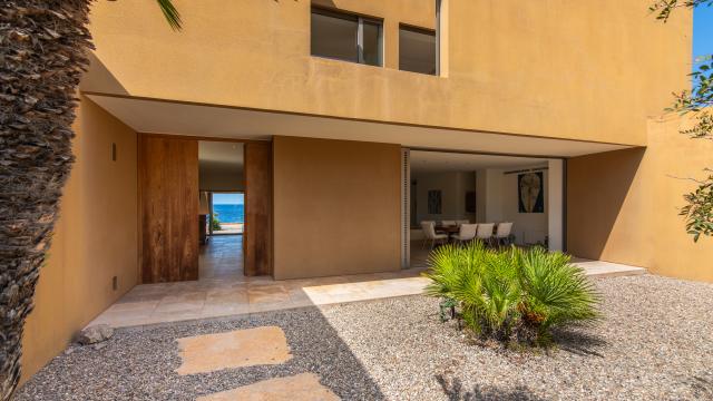 Villa Enigma